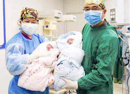 广州那里代孕比较靠谱 1广州六院做供卵试管婴儿费用大约多少钱?5万够吗? ‘三