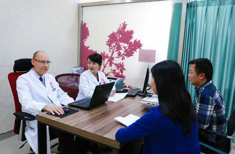 广州职业供卵试管中介 2022广州市第一人民医院试管婴儿费用 ‘b超暗示男孩女